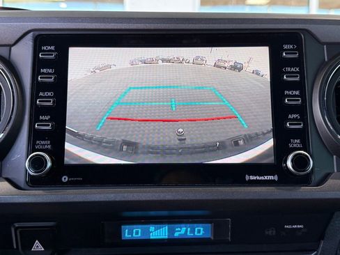 Used 2021 Toyota Tacoma TRD Sport w/ Technology Package image 28