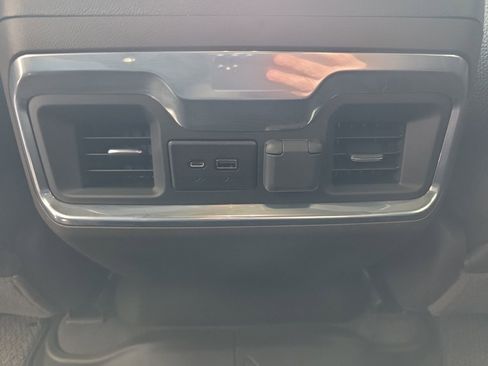 Used 2022 GMC Sierra 1500 Denali w/ Denali Reserve Package image 33