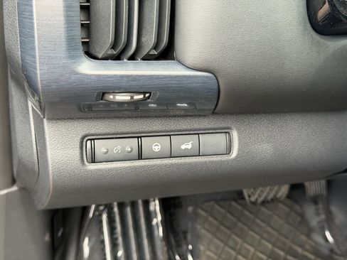 New 2026 Nissan Pathfinder SL image 19