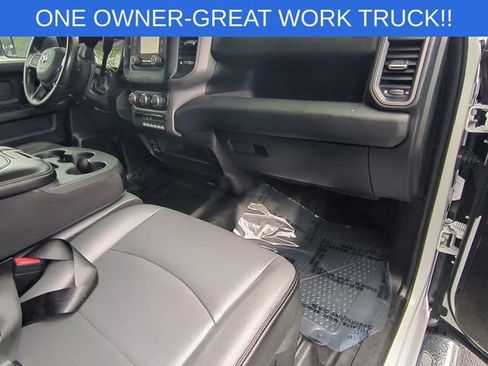 Used 2022 RAM 5500 Tradesman w/ Chrome Appearance Group RWD image 34