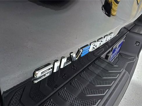 New 2026 Chevrolet Silverado EV LT image 7