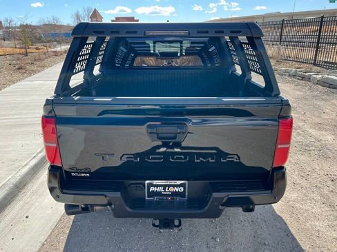 Used 2025 Toyota Tacoma TRD Off-Road w/ TRD Off Road Upgrade Package image 5