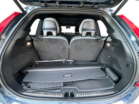 Used 2023 Volvo XC90 B6 Ultimate w/ Protection Package Premier image 19