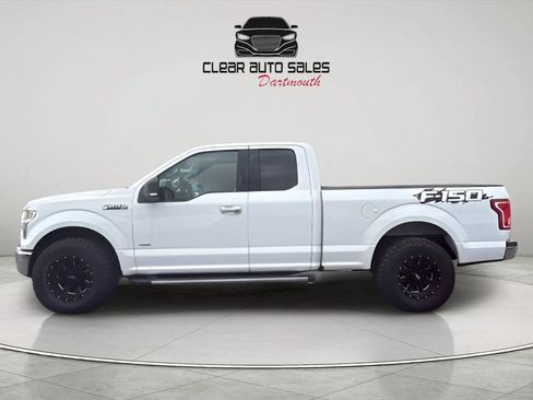 Used 2015 Ford F150 XLT w/ Equipment Group 301A Mid RWD image 4