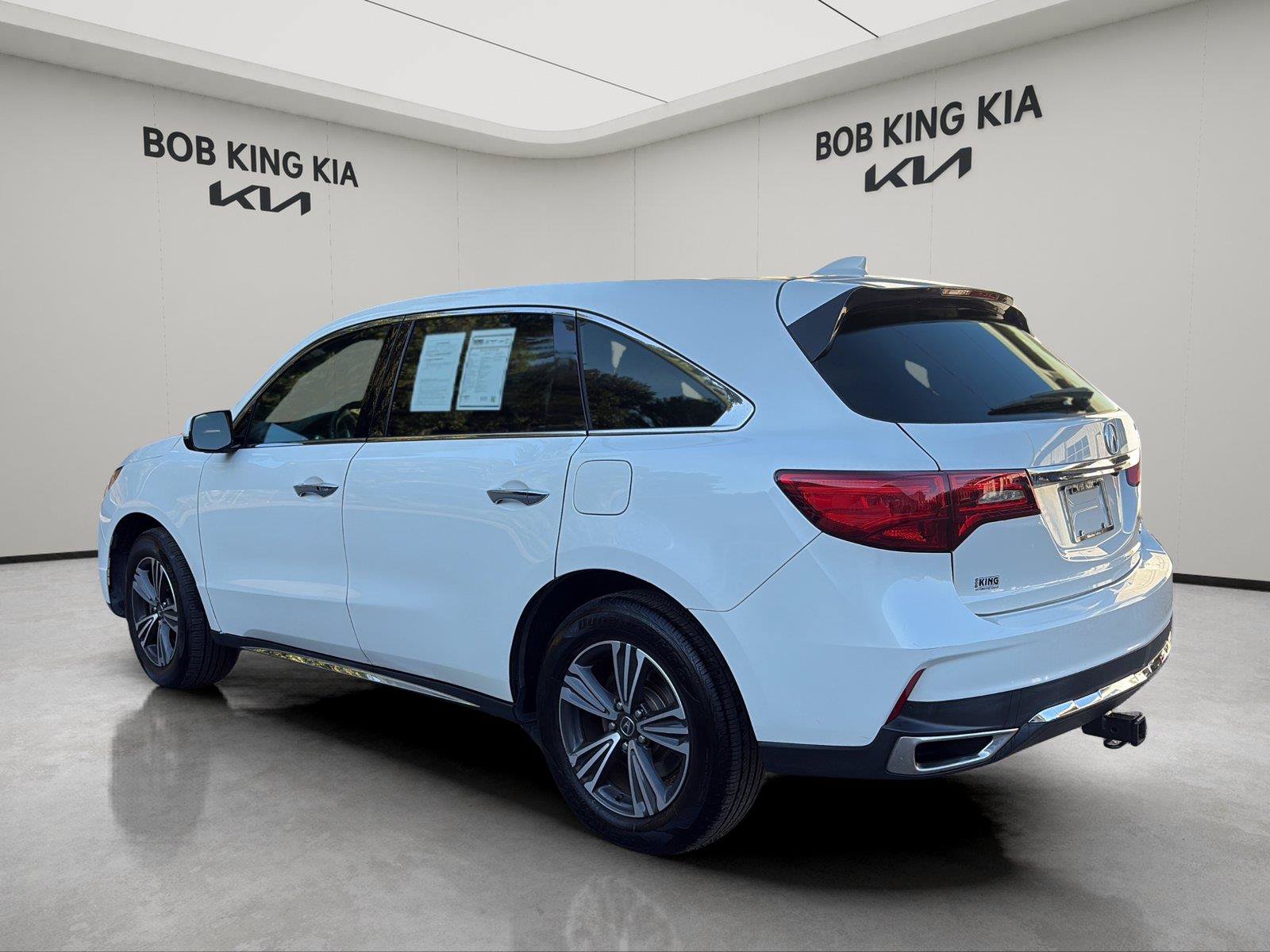 Used 2018 Acura MDX SH-AWD image 3