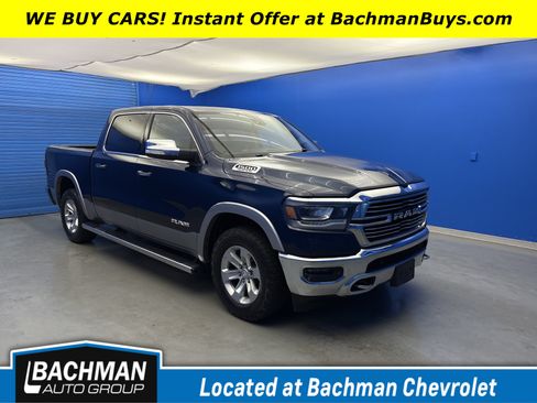 Used 2020 RAM 1500 Laramie RWD image 1