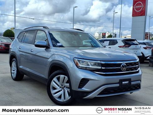 Used 2021 Volkswagen Atlas SE FWD image 1