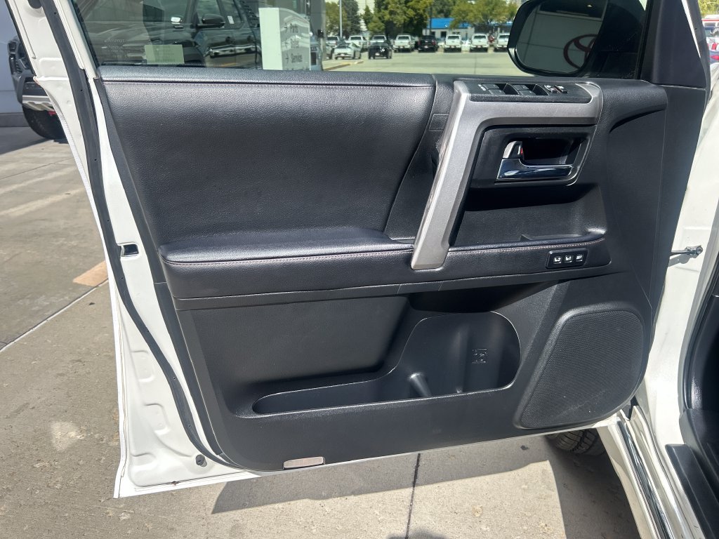 Certified 2020 Toyota 4Runner Limited AWD/4WD image 11