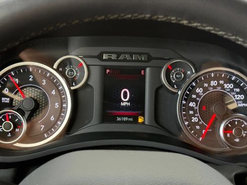 Used 2025 RAM 2500 Big Horn AWD/4WD image 36