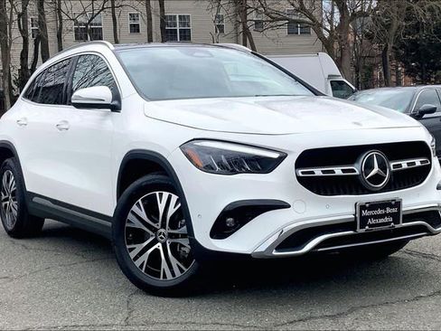 Used 2026 Mercedes-Benz GLA 250 4MATIC image 1