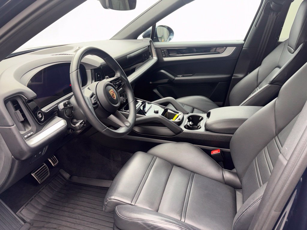 Certified 2024 Porsche Cayenne S AWD/4WD image 5