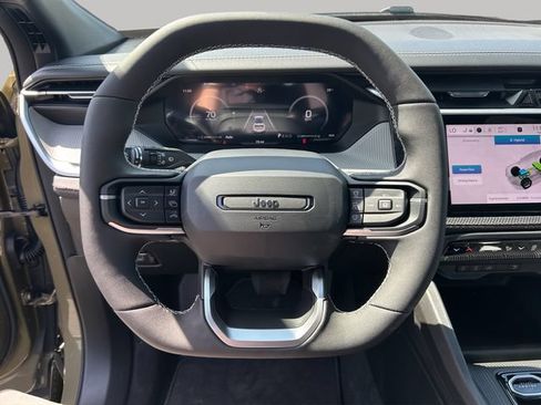 New 2026 Jeep Cherokee Limited AWD/4WD image 33