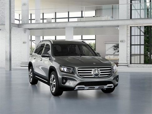 New 2026 Mercedes-Benz GLB 250 4MATIC image 9