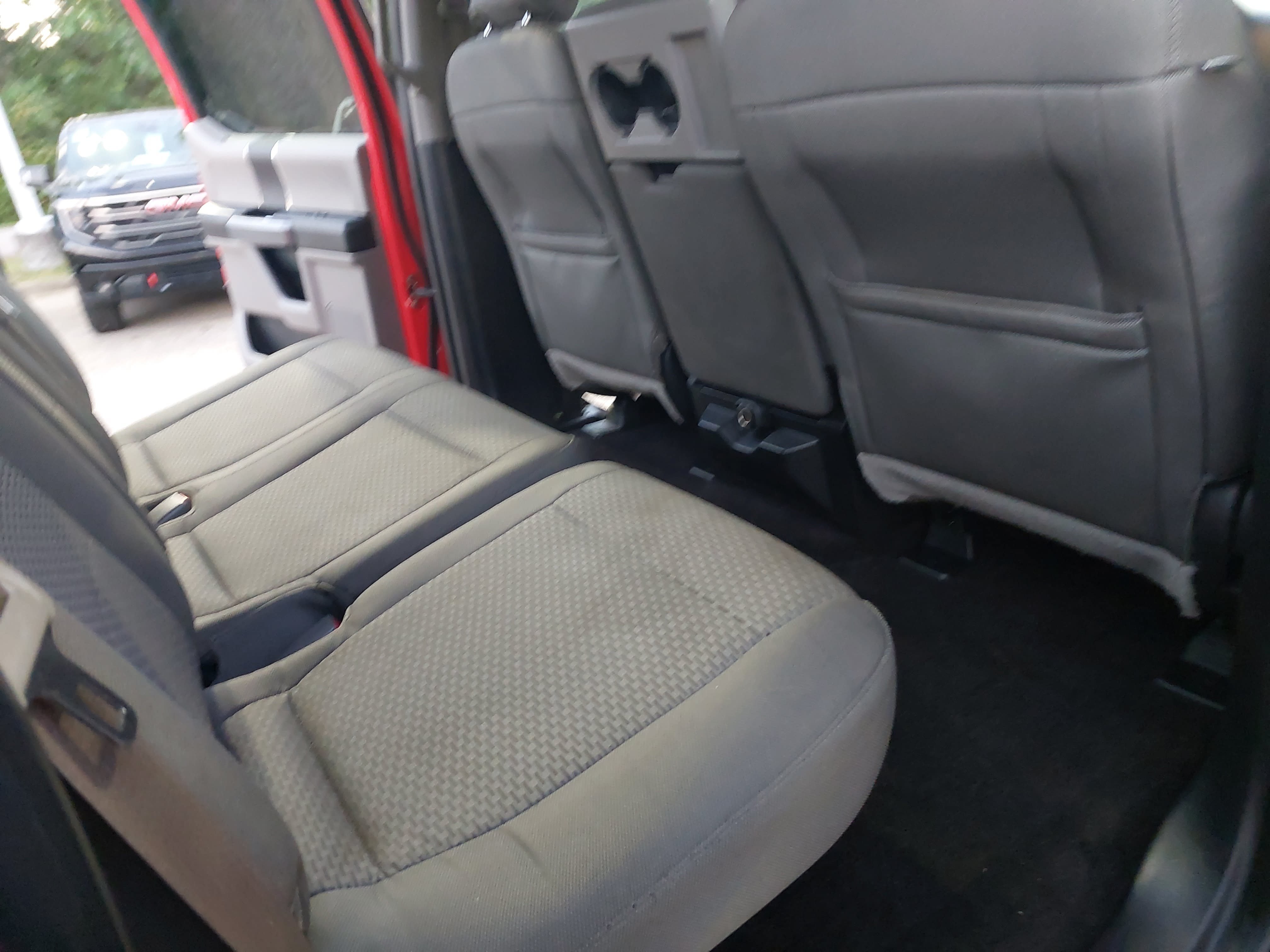 Used 2016 Ford F150 XLT AWD/4WD image 11