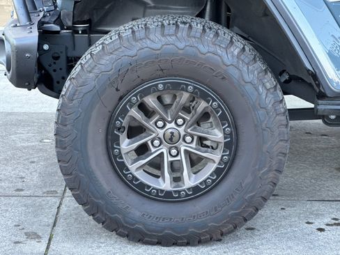 Used 2024 Jeep Wrangler Unlimited Rubicon 392 image 25