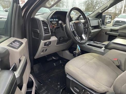 Used 2018 Ford F150 XLT w/ Equipment Group 302A Luxury image 7