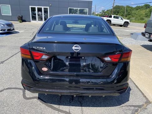 Used 2024 Nissan Altima 2.5 S FWD image 4