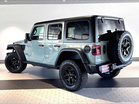 Used 2023 Jeep Wrangler Unlimited Rubicon 4xe AWD/4WD image 3