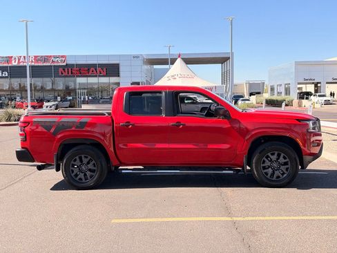 Certified 2022 Nissan Frontier S w/ Technology Package AWD/4WD image 8
