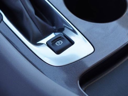 Used 2023 Chevrolet Malibu LS FWD image 28