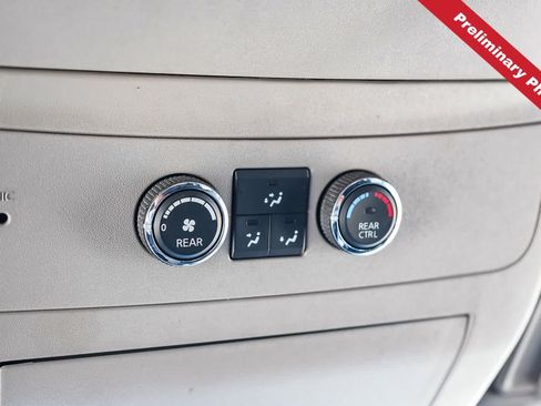 Used 2013 Nissan Armada SV RWD image 21