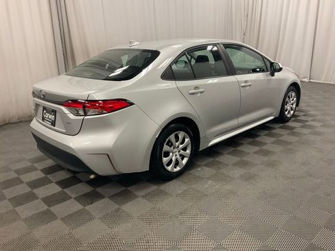 Used 2024 Toyota Corolla LE image 2