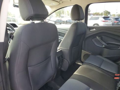 Certified 2017 Ford Escape SE image 13