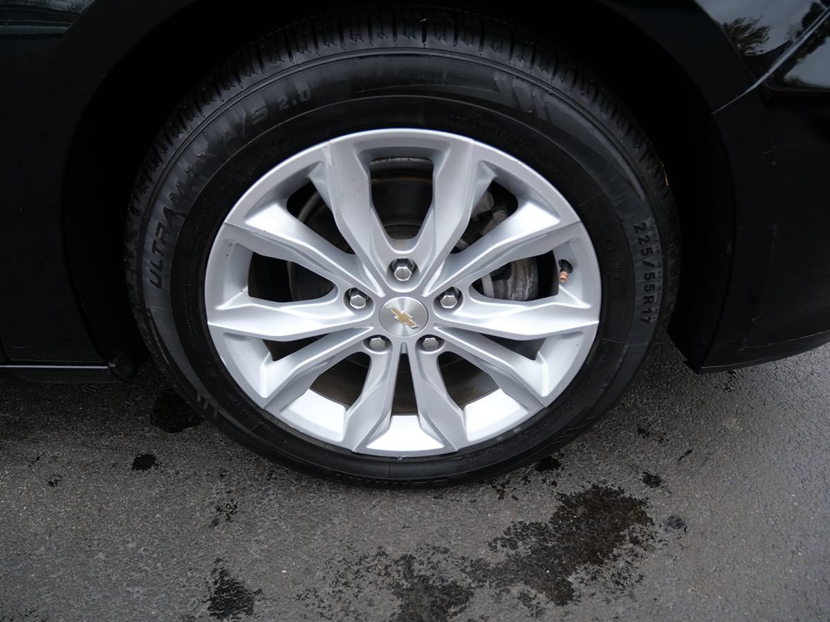 Used 2023 Chevrolet Malibu LT FWD image 34