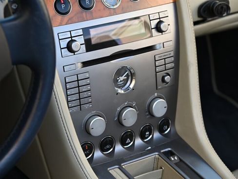 Used 2007 Aston Martin DB9 Volante RWD image 41