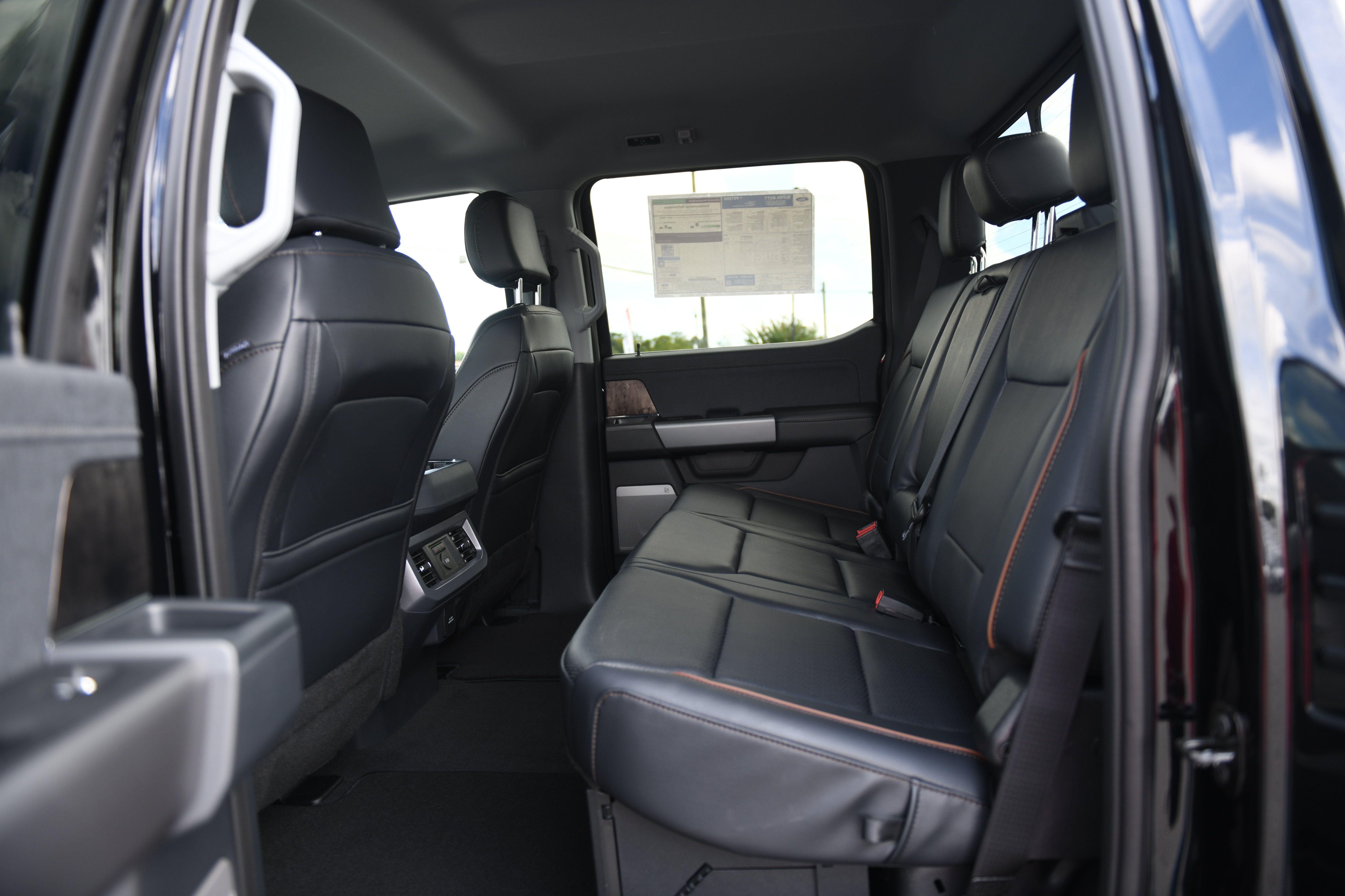 New 2026 Ford F250 Lariat w/ Lariat Premium Package AWD/4WD image 11