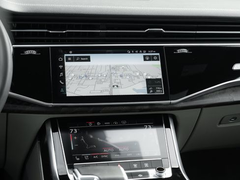 Certified 2024 Audi Q7 2.0T Premium Plus AWD/4WD image 11