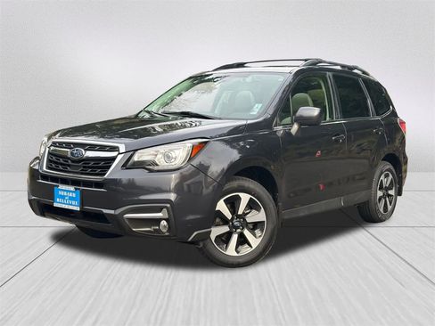 Used 2018 Subaru Forester 2.5i Limited image 1