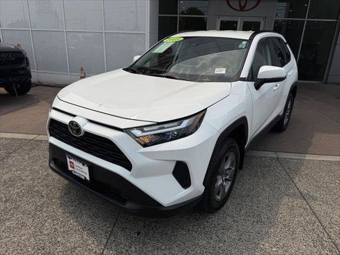 Certified 2023 Toyota RAV4 XLE w/ XLE Grade Weather Package AWD/4WD image 4