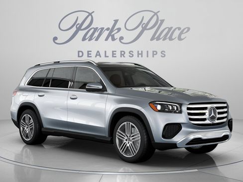 Used 2026 Mercedes-Benz GLS 450 4MATIC image 31
