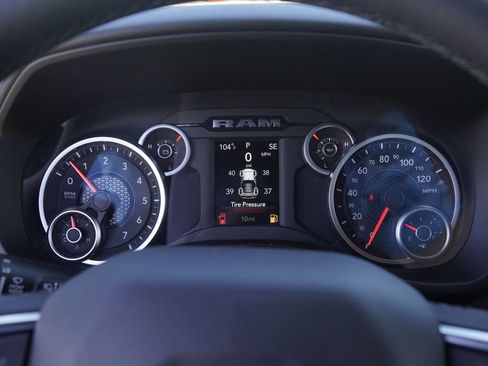 New 2026 RAM 1500 4x4 Crew Cab image 15