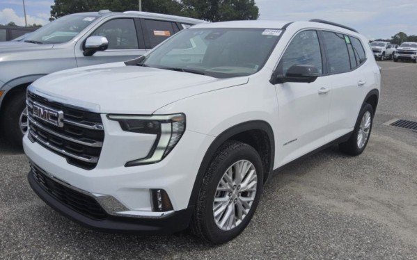 Used 2026 GMC Acadia Elevation w/ Elevation Premium Package FWD image 1