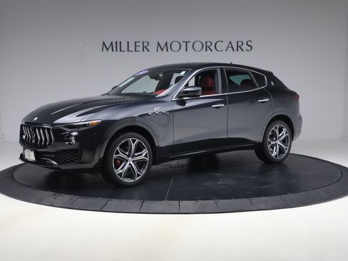 Certified 2023 Maserati Levante GT image 1