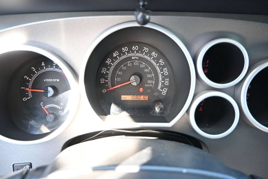 Used 2013 Toyota Tundra 2WD CrewMax w/ SR5 Pkg image 15