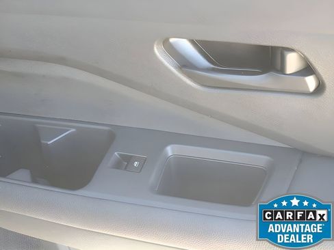 Certified 2025 Nissan Pathfinder SV AWD/4WD image 39