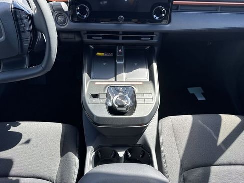 New 2026 Subaru Uncharted Premium FWD image 21
