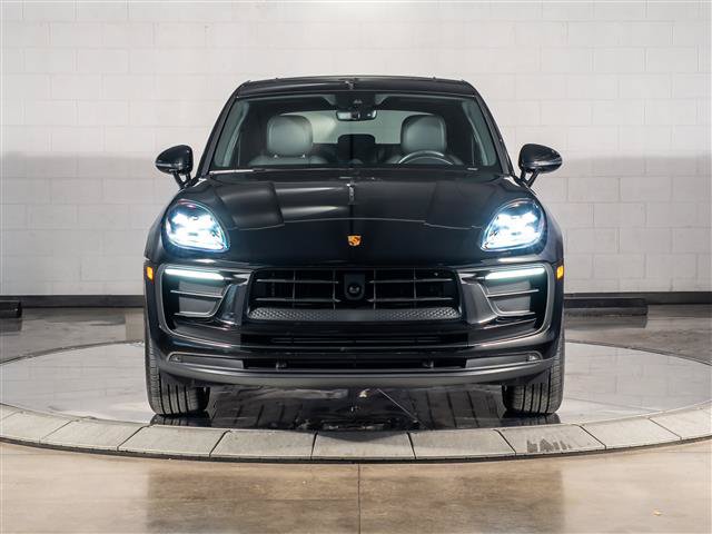 Used 2026 Porsche Macan AWD/4WD image 6
