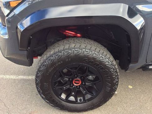 Used 2025 Toyota Tacoma TRD Pro image 6