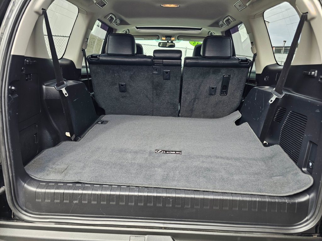 Used 2015 Lexus GX 460 w/ Premium Package AWD/4WD image 14
