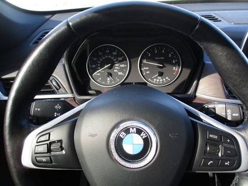 Used 2016 BMW X1 xDrive28i image 18