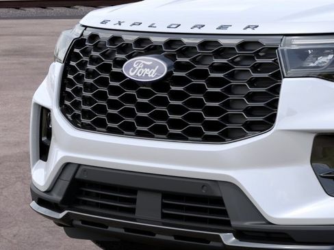 New 2027 Ford Explorer ST-Line w/ Premium Package AWD/4WD image 17