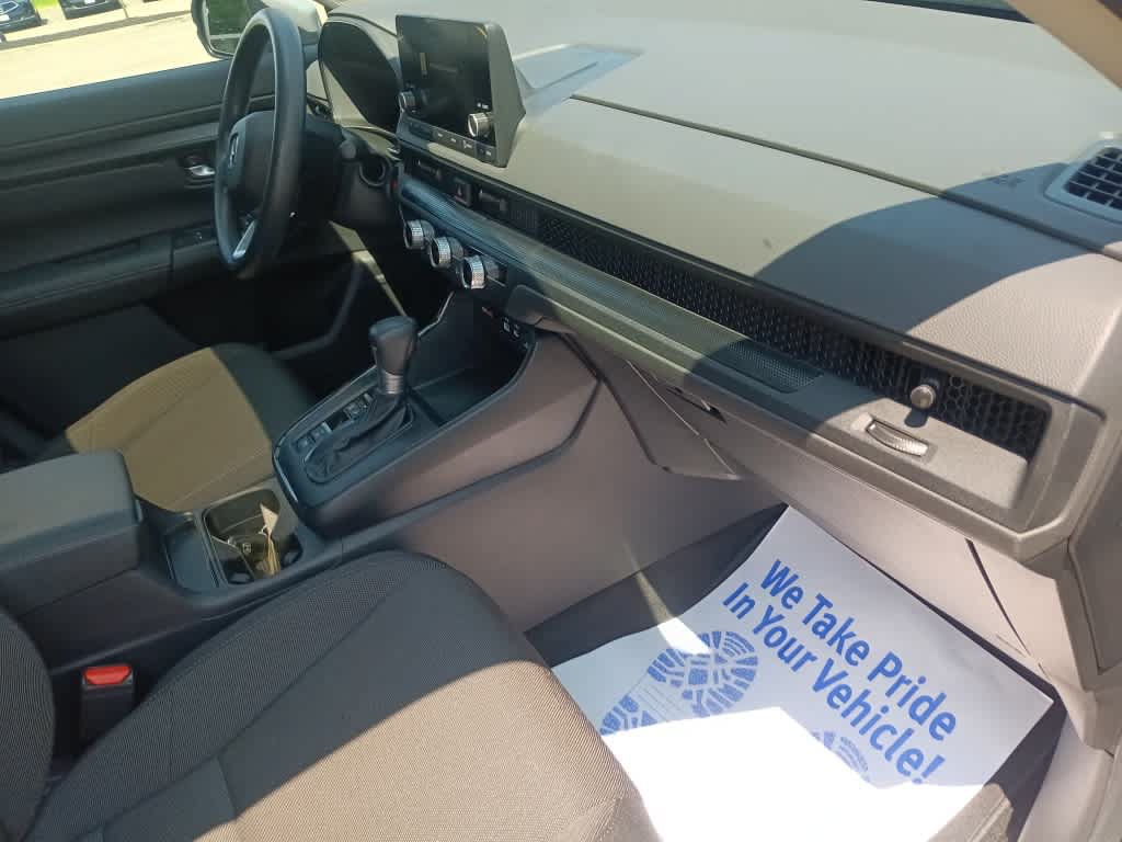 Used 2024 Honda CR-V EX image 27