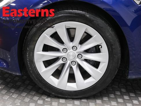 Used 2017 Tesla Model S 90D image 29