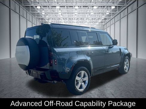 Used 2023 Land Rover Defender 110 X-Dynamic SE AWD/4WD image 7