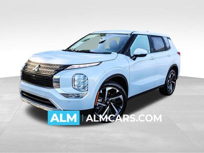 Used 2024 Mitsubishi Outlander SE