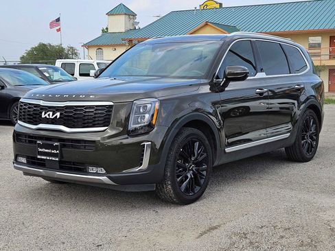 Used 2022 Kia Telluride SX w/ Towing Package FWD image 10